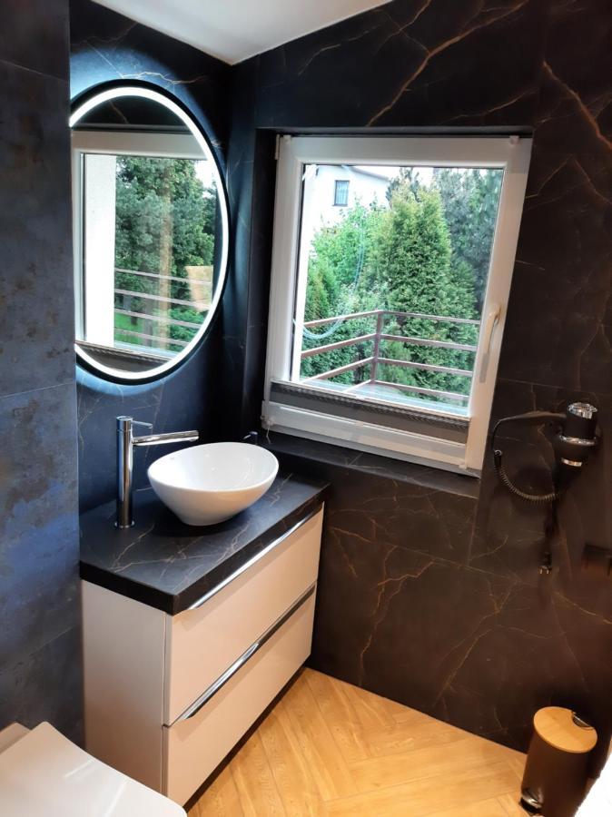Apartament Willa Pod Sosnami Zator Przeciszów Exterior foto