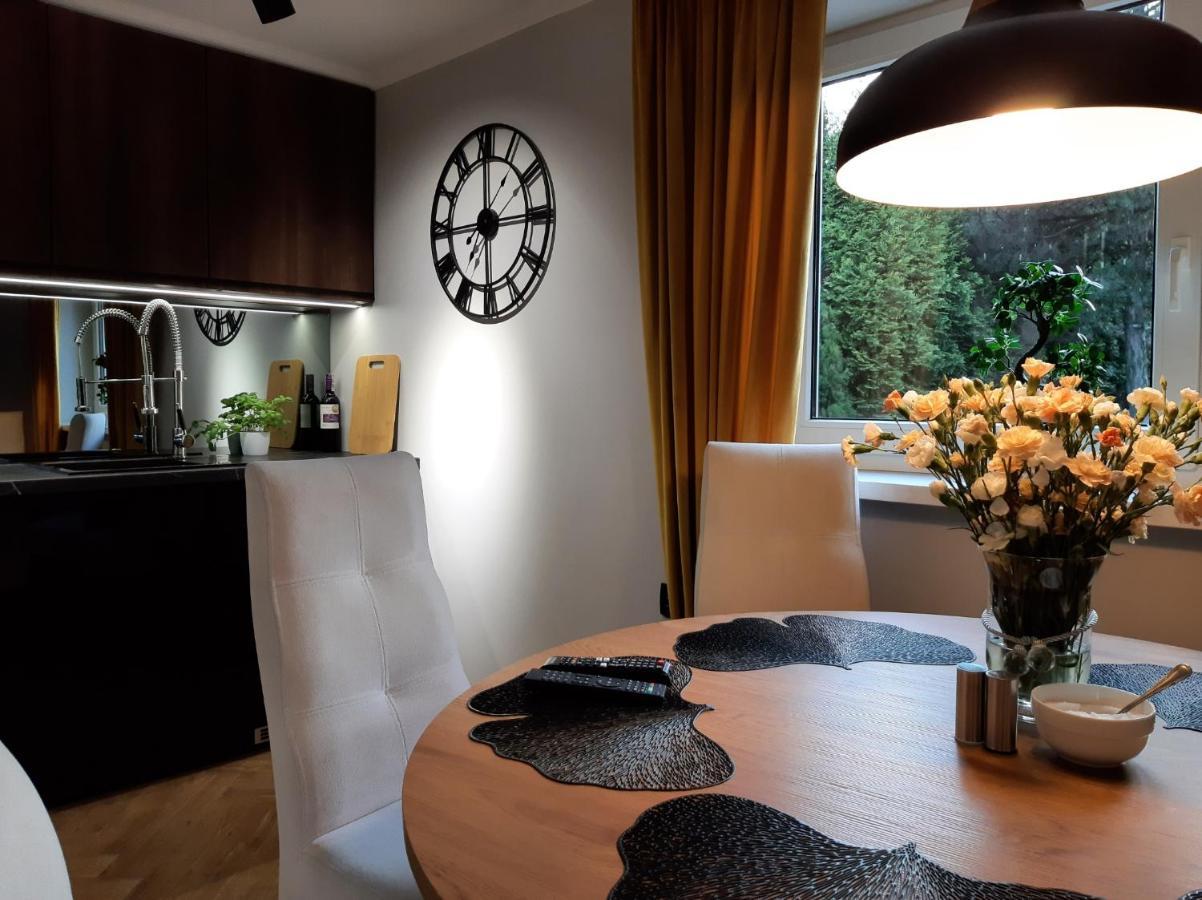 Apartament Willa Pod Sosnami Zator Przeciszów Exterior foto